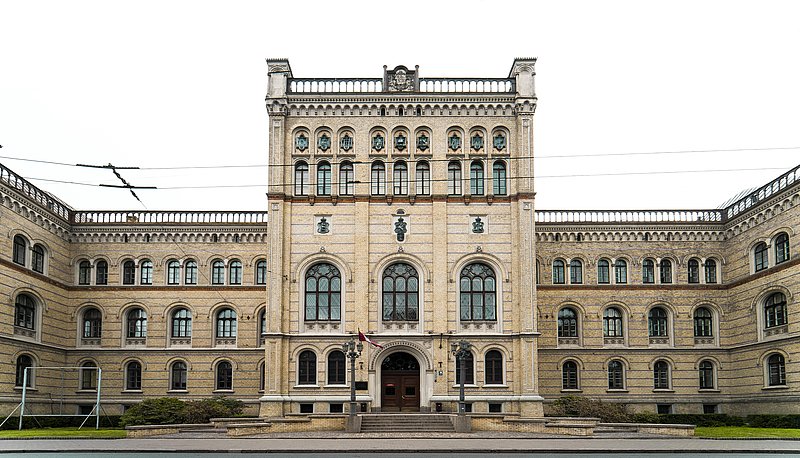 Septiņi iemesli, kādēļ ziedot Latvijas Universitātei