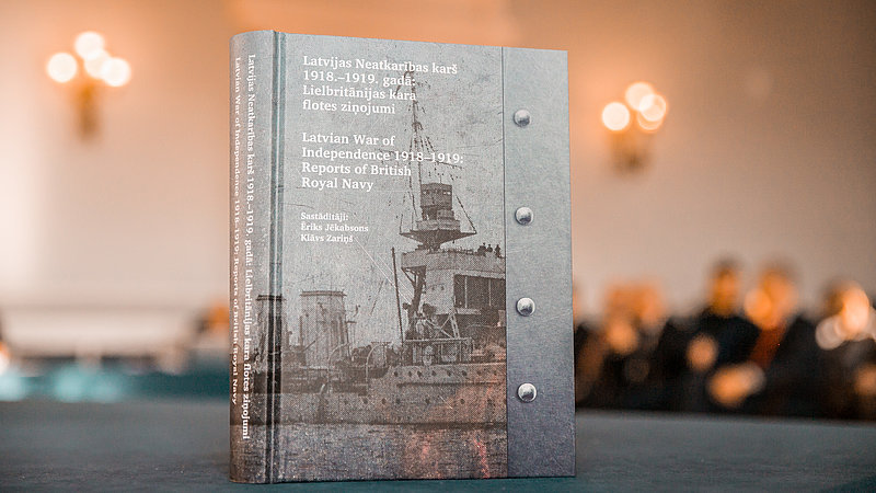 Tapusi grāmata par Lielbritānijas kara flotes lomu Latvijas Neatkarības karā